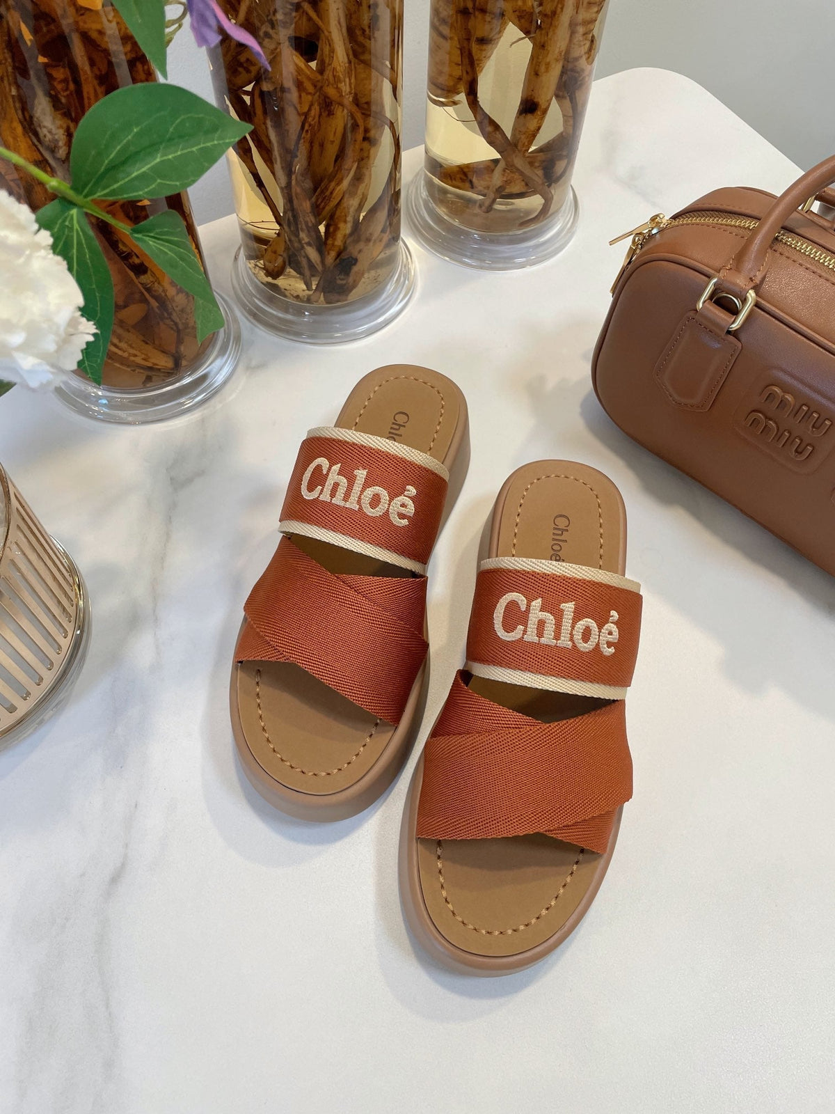 CHLOÉ WOODY WEDGE SANDALS IN BRONZE BROWN CANVAS WITH CIDER BROWN RUBBER SOLE