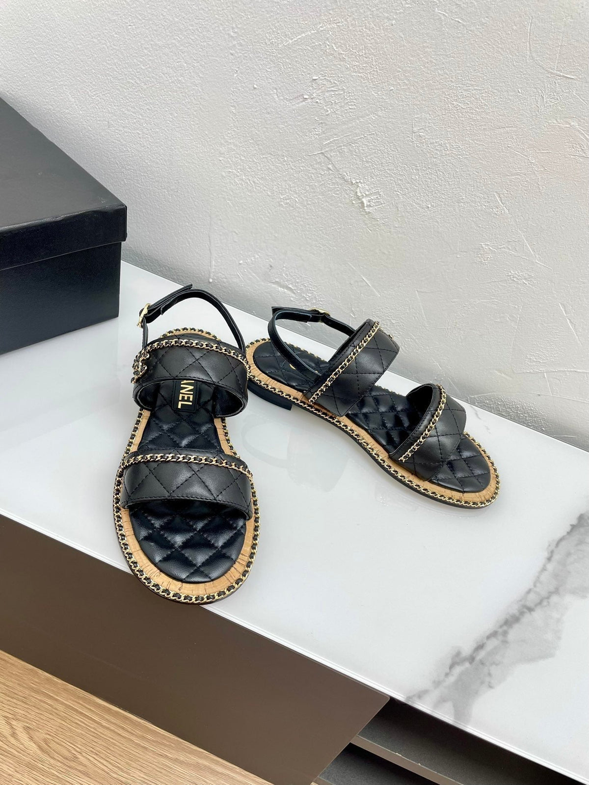 DOUBLE STRAPS SANDALS IN BLACK LAMBSKIN