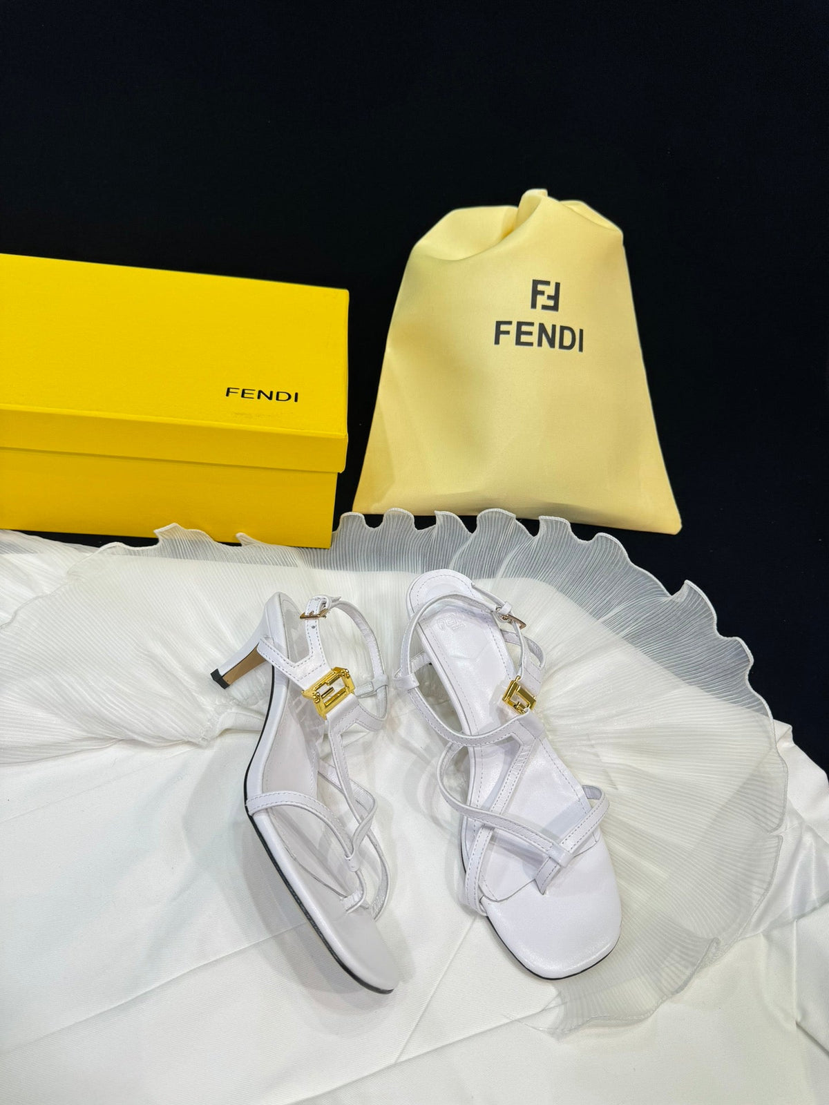 FENDI FFOLD MEDIUM-HEELED 55 MM SANDALS IN WHITE LAMBSKIN WITH GOLD HARDWARE