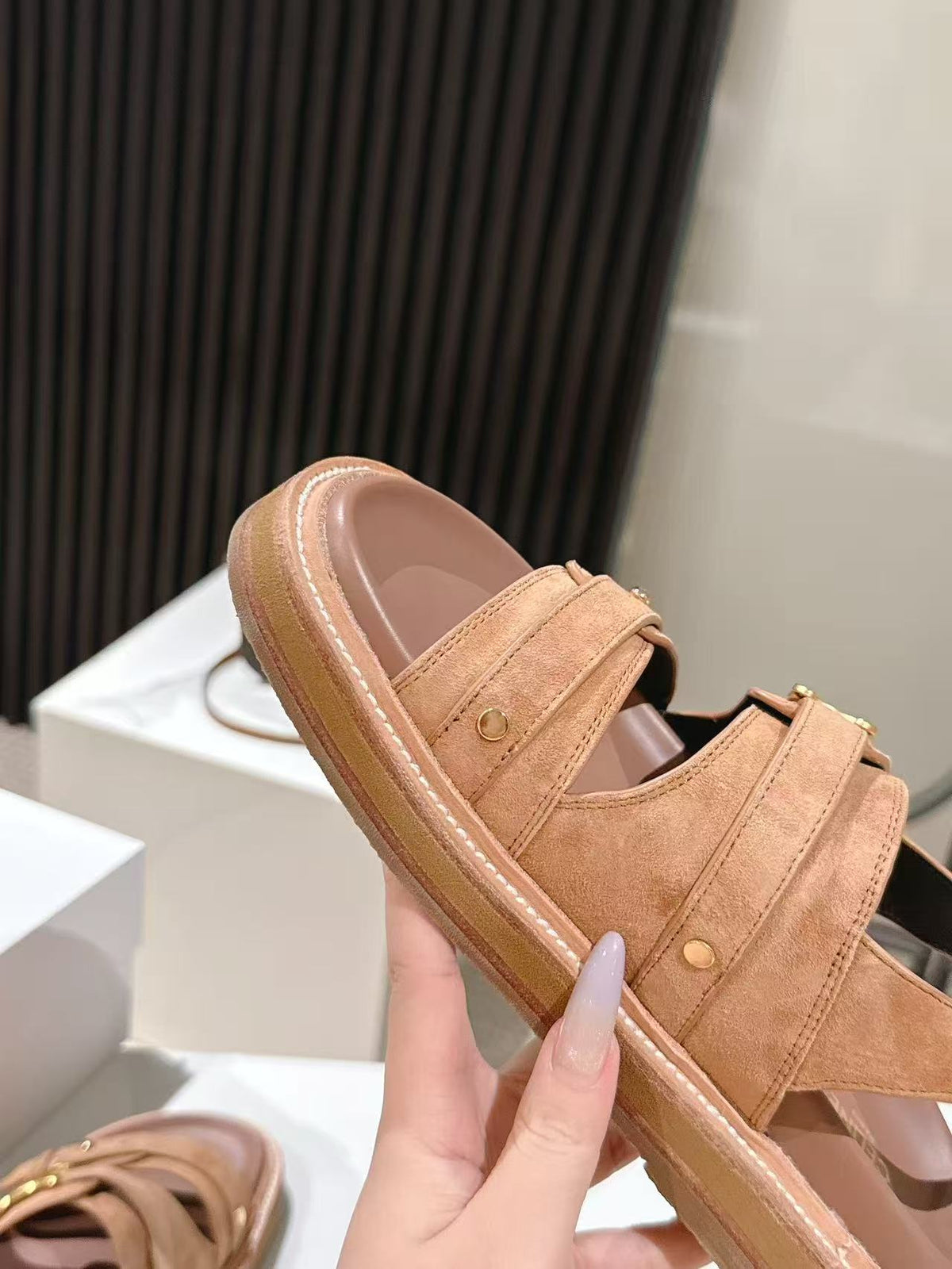 CELINE 25S TIPPI TRIOMPHE SANDAL IN BROWN CALFSKIN SUEDE