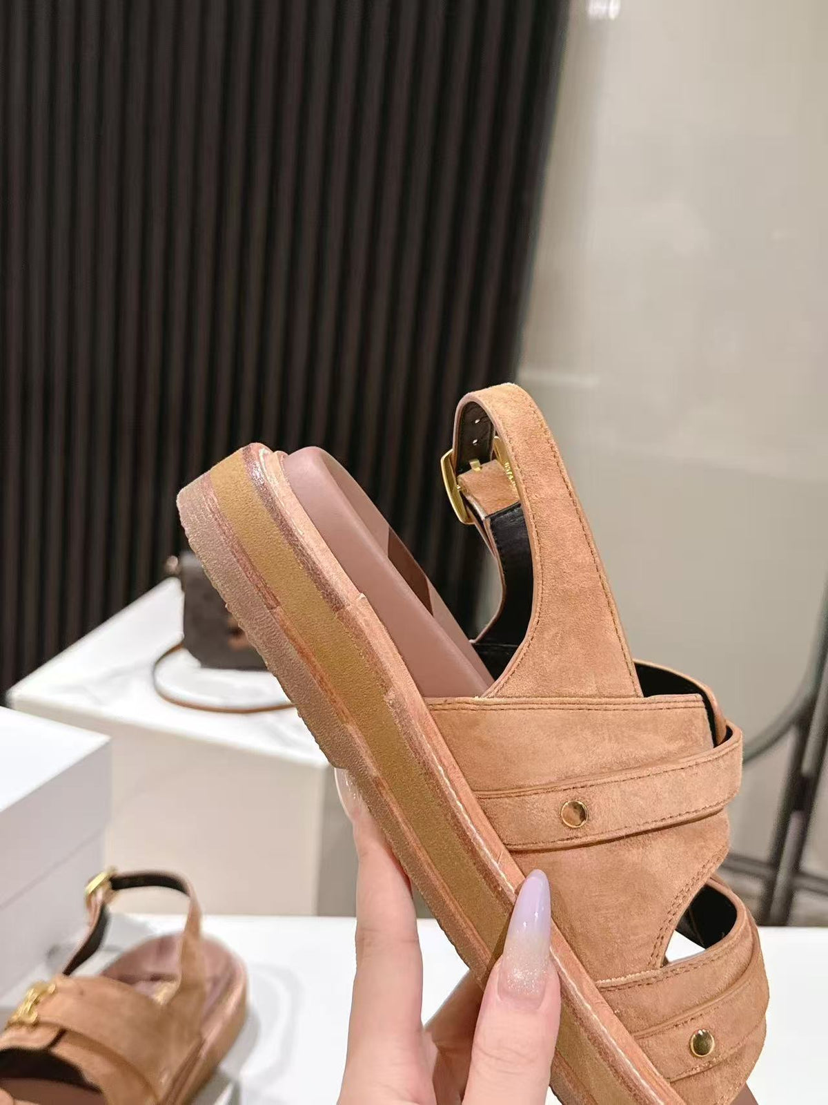 CELINE 25S TIPPI TRIOMPHE SANDAL IN BROWN CALFSKIN SUEDE