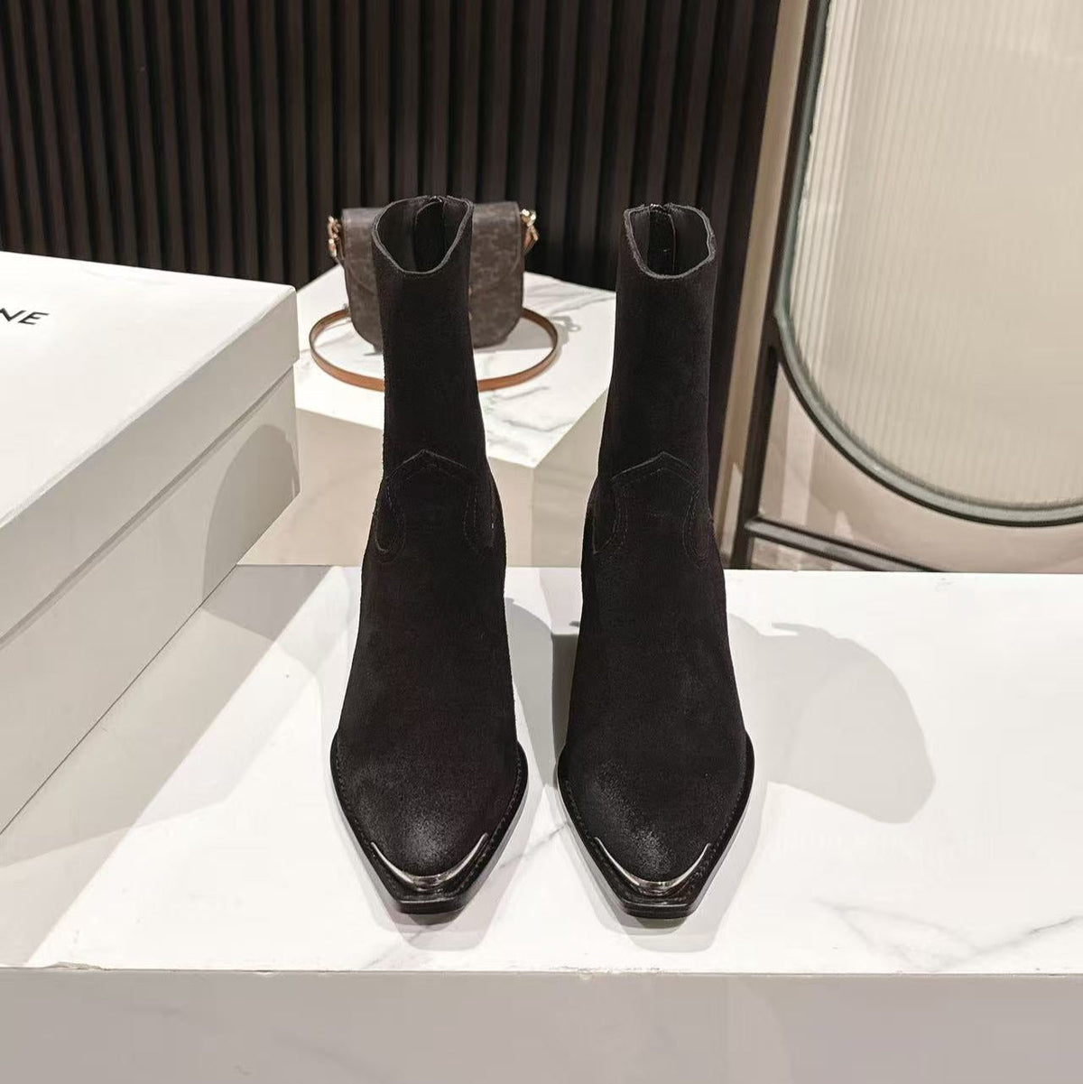 CELINE 25S CHELSEA BOOTS CLASSIC 45MM IN BLACK SUEDE