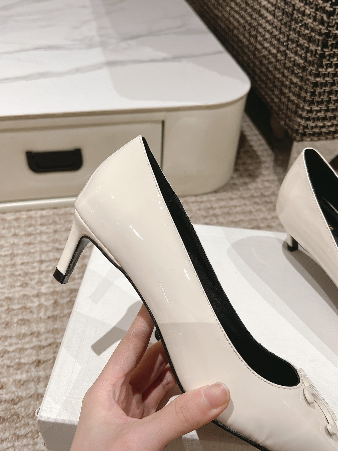 HIGH PUMP 5 CM IN WHITE PATENT CALFSKIN