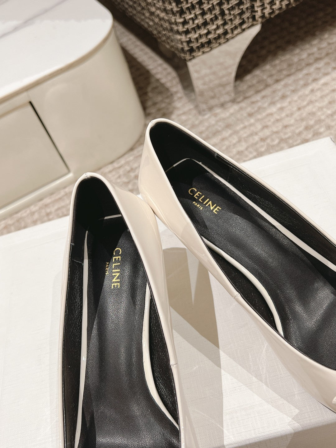 TRIOMPHE HIGH PUMP 5 CM IN WHITE PATENT CALFSKIN