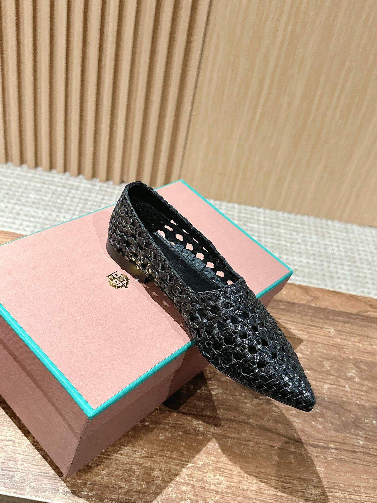 LP POINTED-TOE BALLET FLATS 25S IN BLACK LAMBSKIN