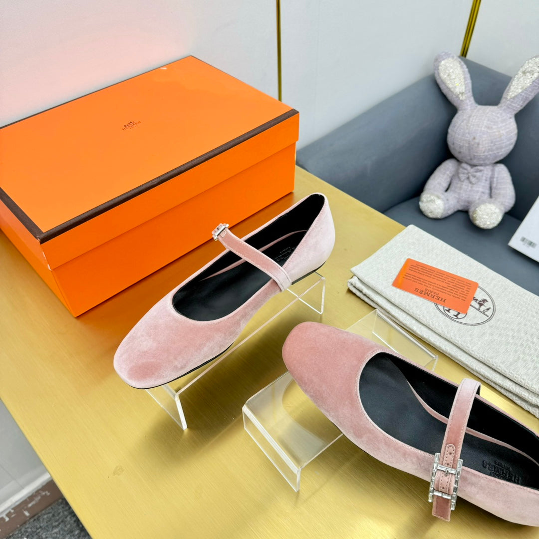 HM BALLET FLATS IN LIGHT PINK SUEDE