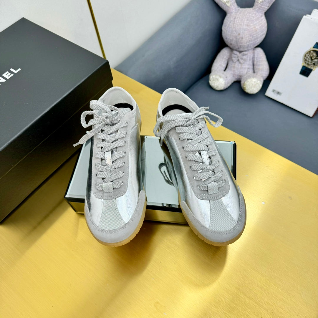 CC SNEAKER IN SILVER GRAY CALFSKIN AND SUEDE