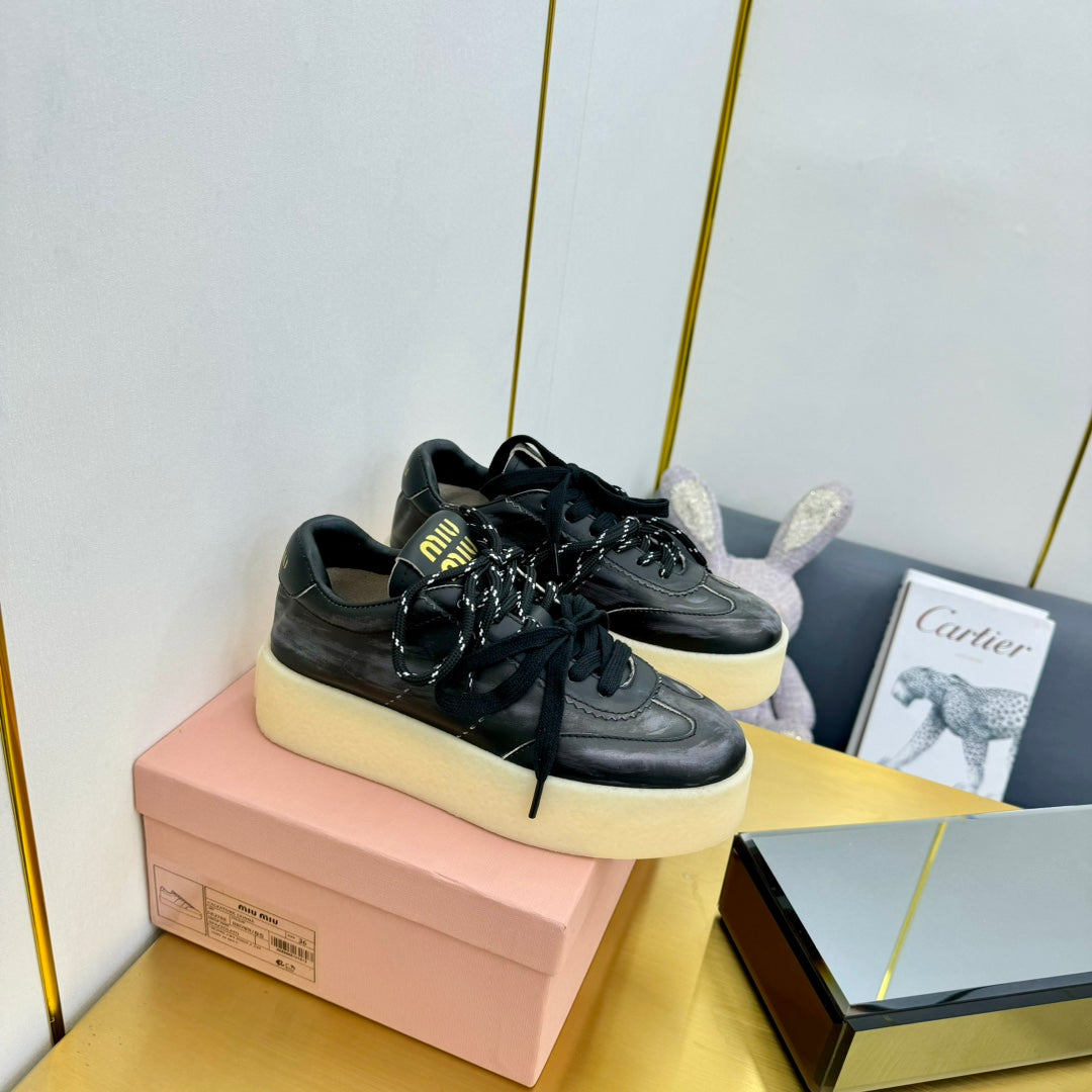 THICK-SOLED RETRO SNEAKERS IN BLACK DUST LAMBSKIN
