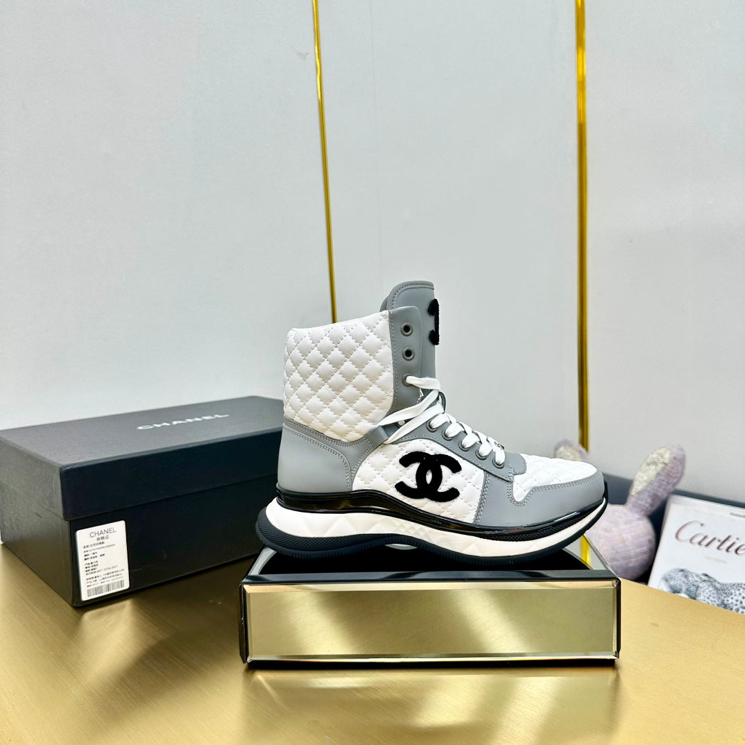 ATHLETIC SHOES IN WHITE MIX ASH GRAY CALFSKIN