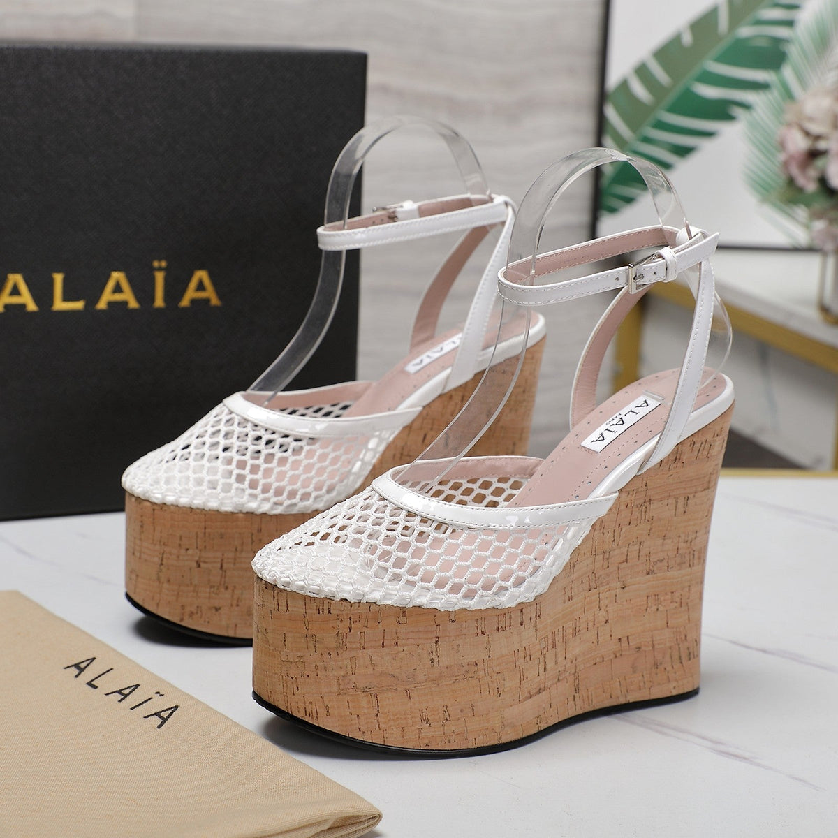 ALAIA WEDGE SANDAL IN WHITE MESH AND BEIGE RUBBER
