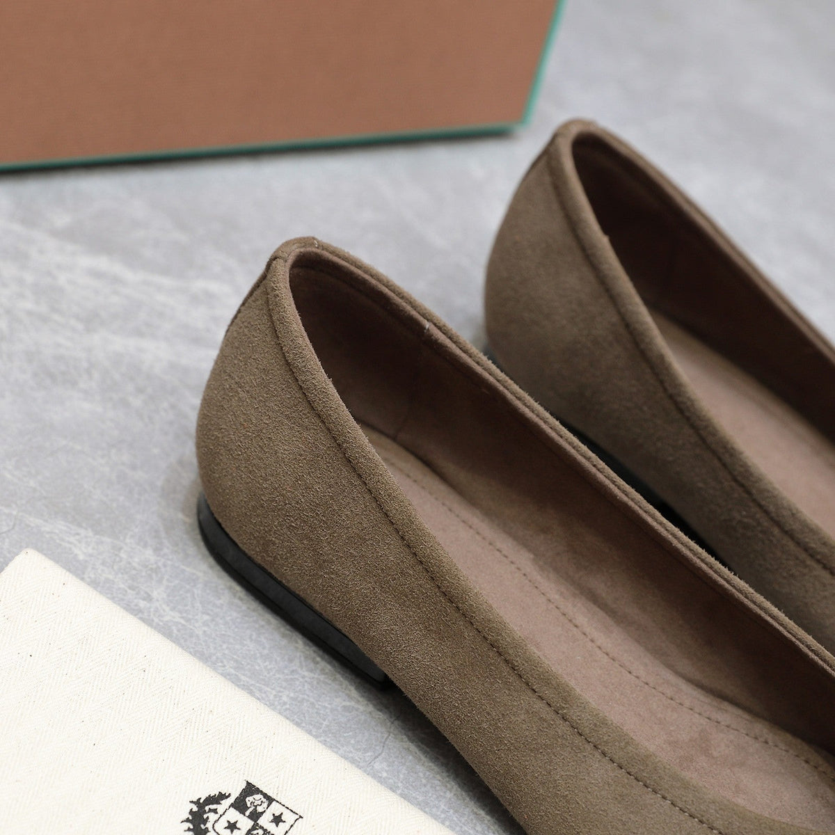CLASSIC BALLET SHOES IN HEAVY BROWN SUEDUE
