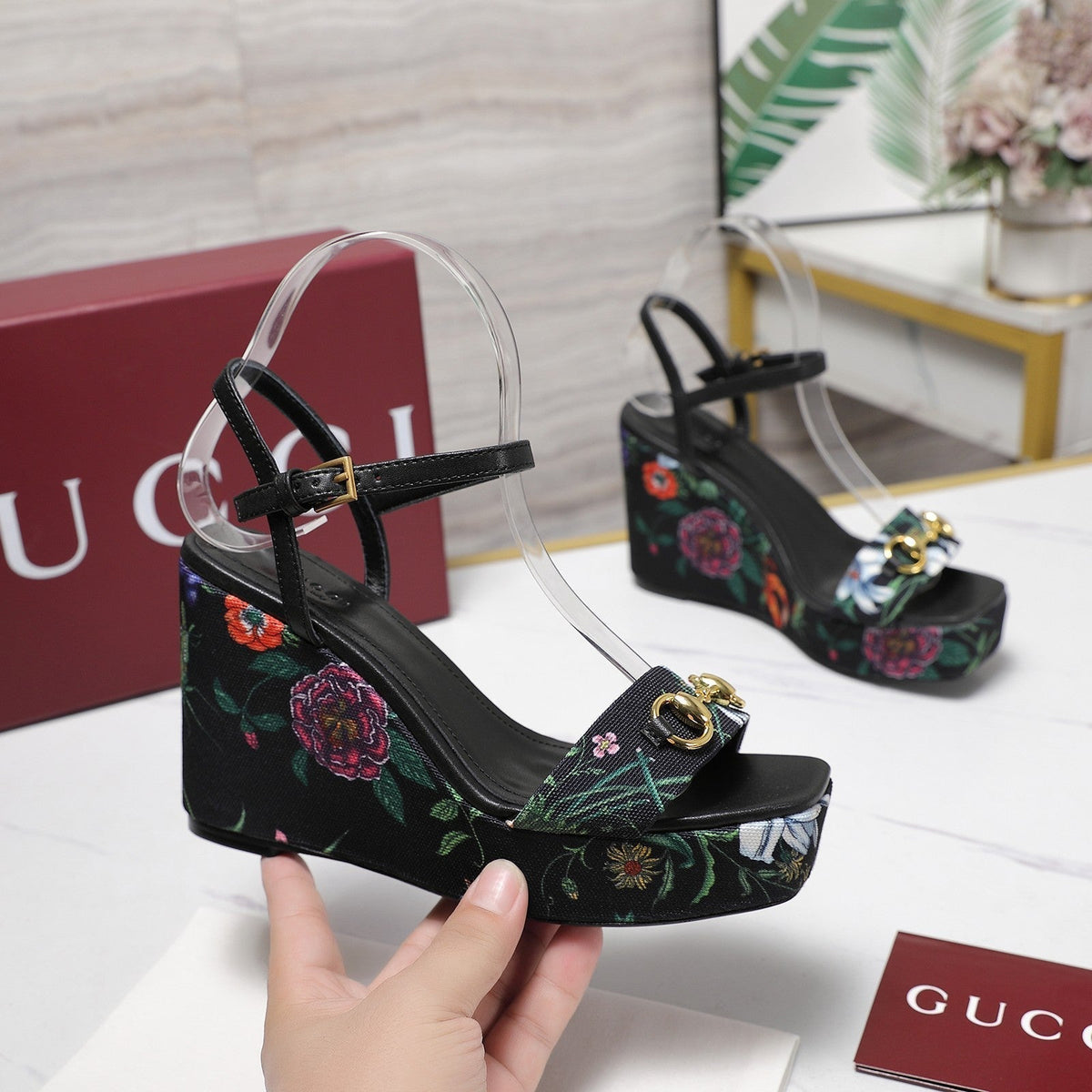 GG WEDGE HEEL SANDALS 100 IN BLACK FABRIC FLORAL PRINT