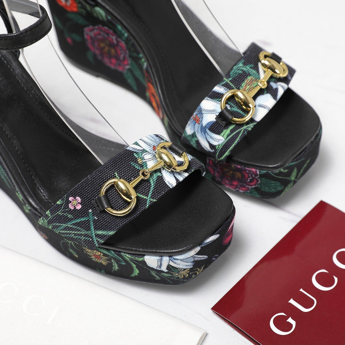 GG WEDGE HEEL SANDALS 100 IN BLACK FABRIC FLORAL PRINT