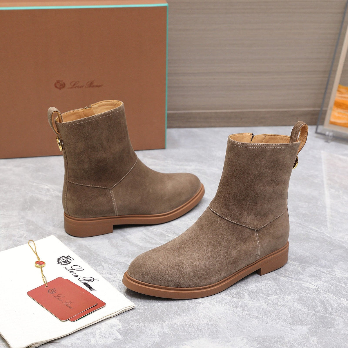LP 25S KILDA ANKLE BOOT IN TAUPE SUEDE