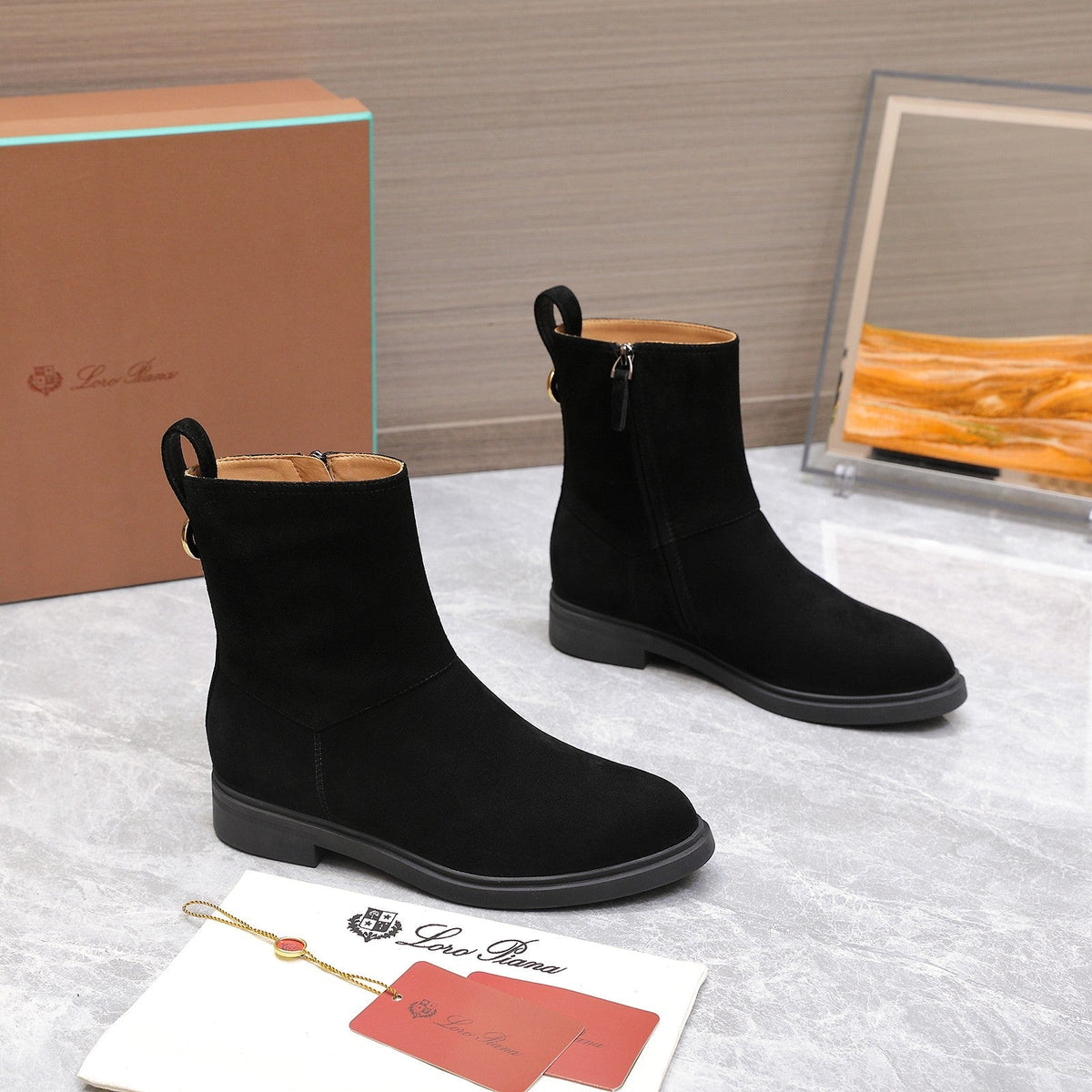 LP 25S KILDA ANKLE BOOT IN BLACK SUEDE