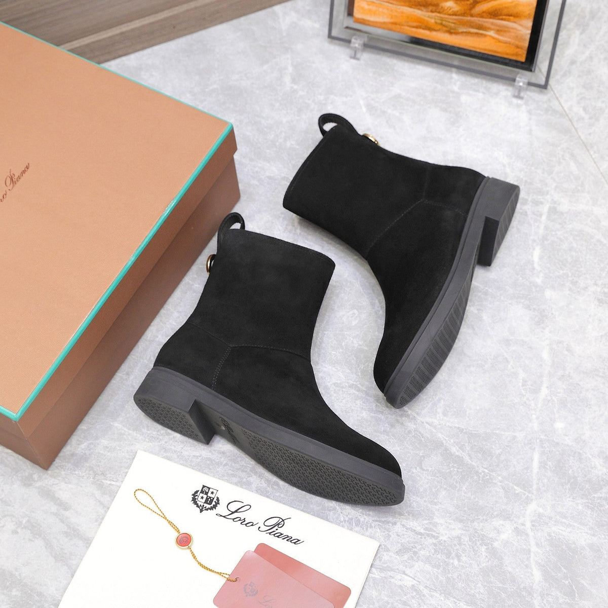 LP 25S KILDA ANKLE BOOT IN BLACK SUEDE