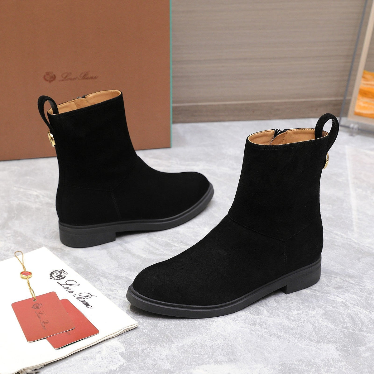 LP 25S KILDA ANKLE BOOT IN BLACK SUEDE