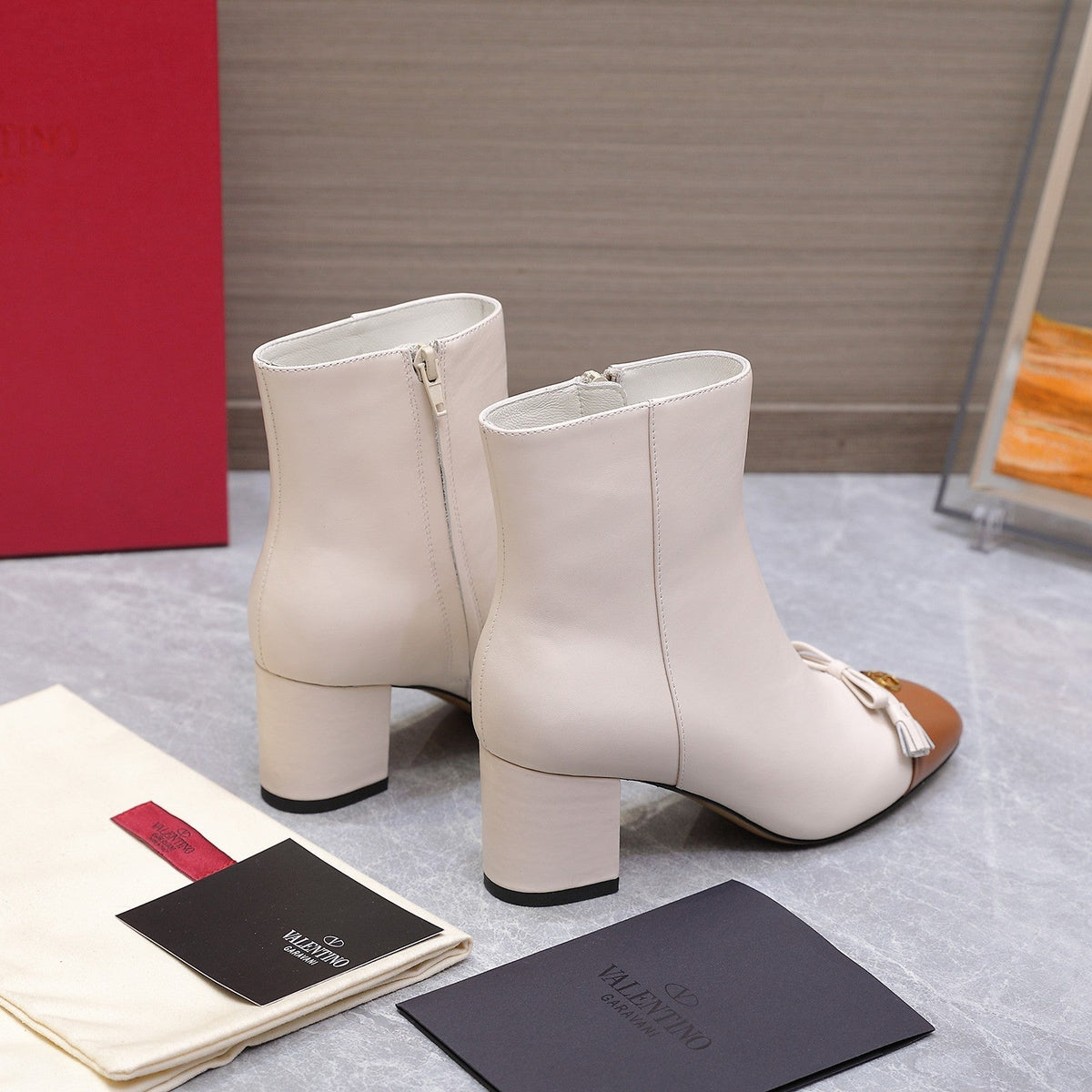 VALENTINO 25S VALET DU ROI ANKLE BOOTS 60 MM IN CREAM WHITE MIX BROWN CALFSKIN WITH BOW