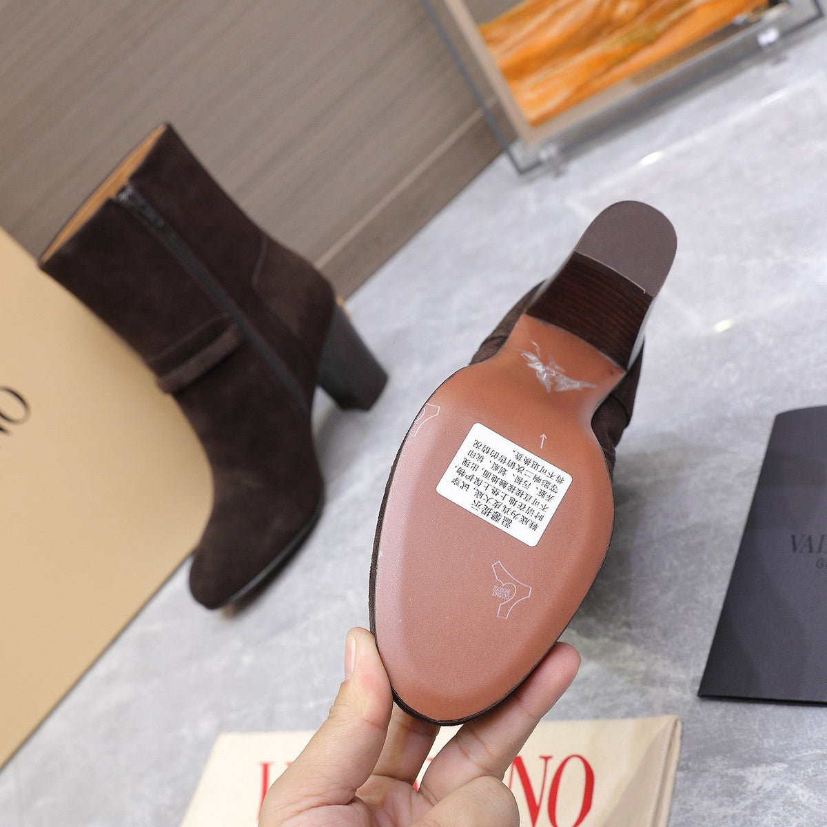 VALENTINO 25S GARAVANI VLOGO LOW BOOTS 80 MM IN DARK BROWN SUEDE