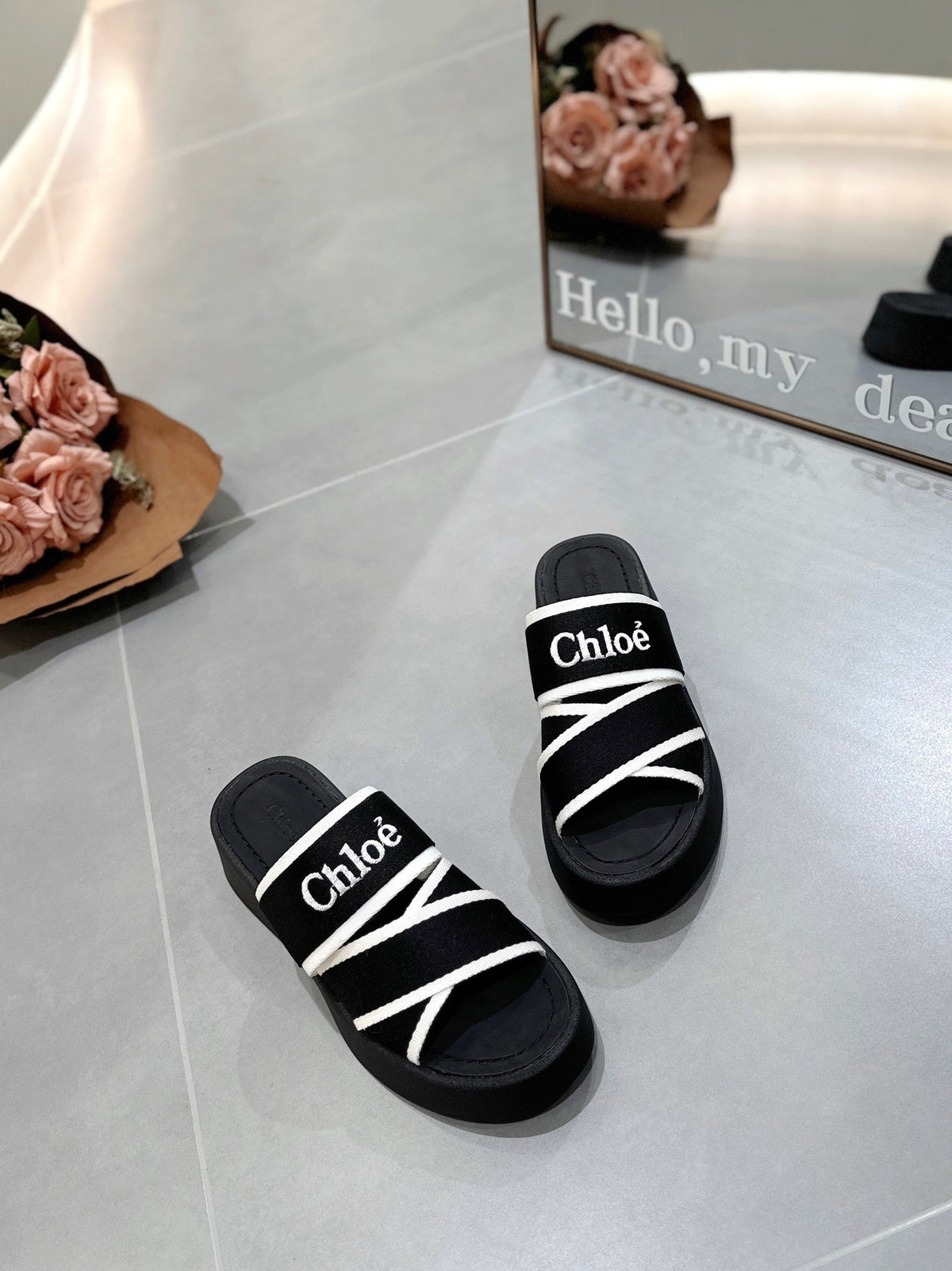 CHLOÉ PLATFORM SANDALS IN BLACK MIX WHITE DENSITY KNIT