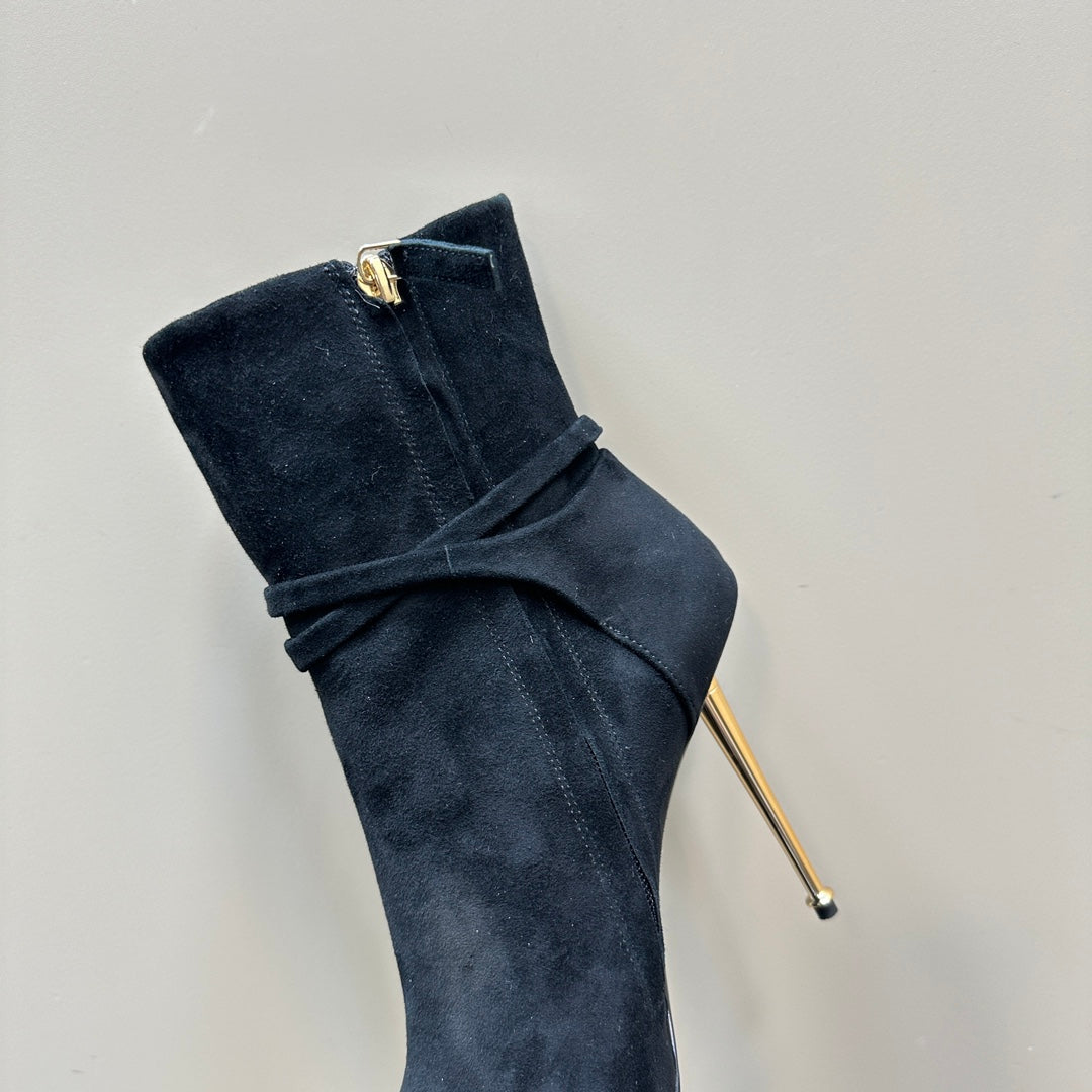 PADLOCK 10 CM ANKLE BOOTS IN BLACK SUEDE