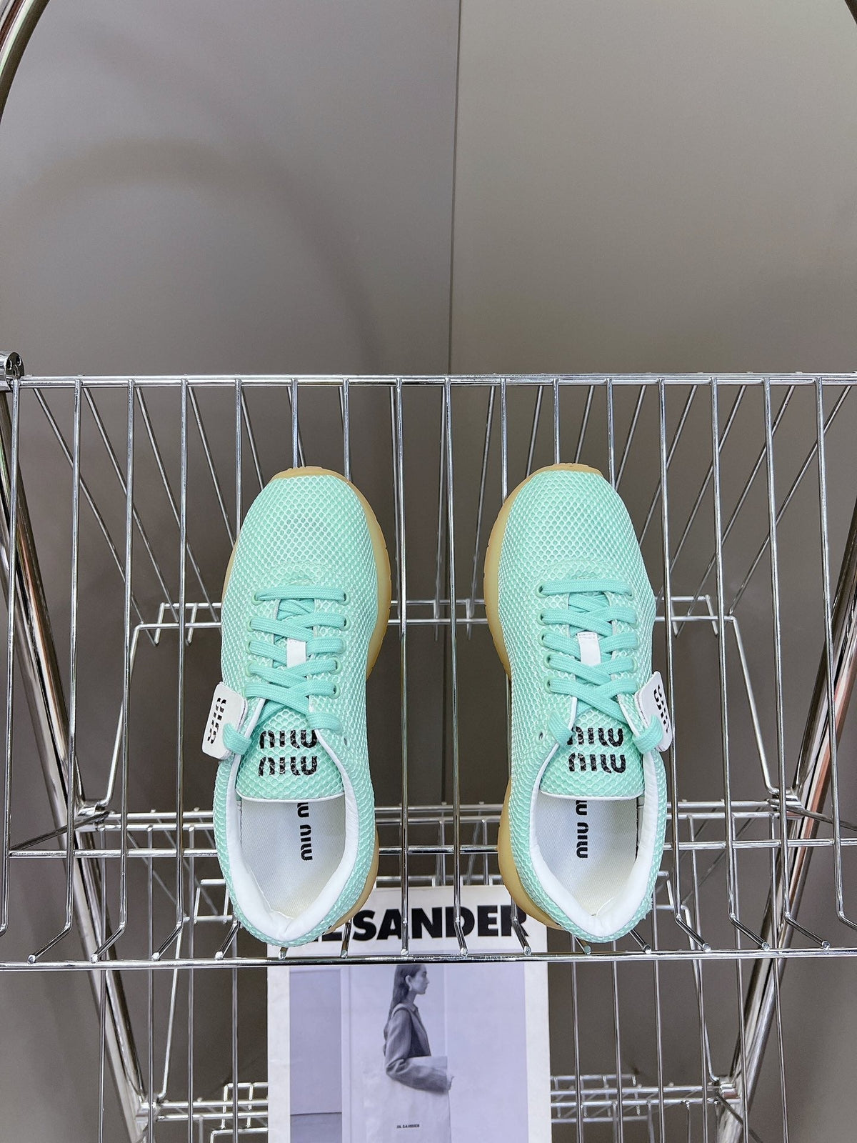 BASIC SNEAKERS IN TURQUOISE MESH