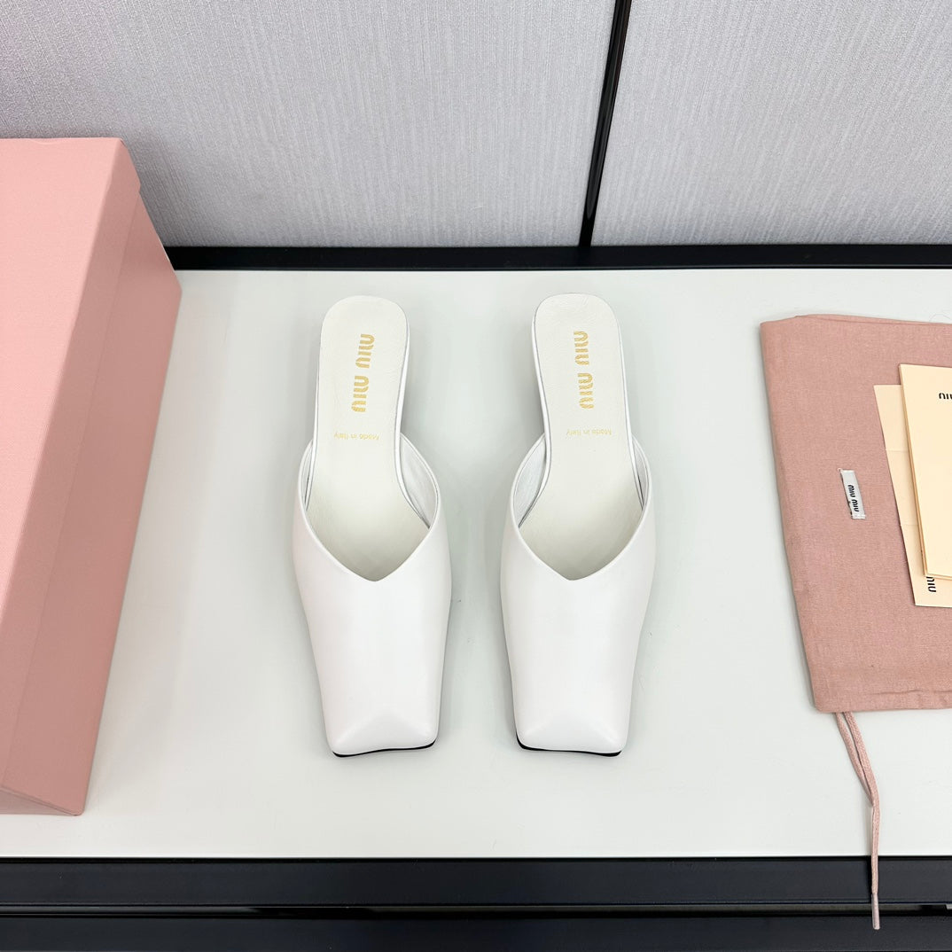 SQUARE TOE MULES WHITE SHEEPSKIN
