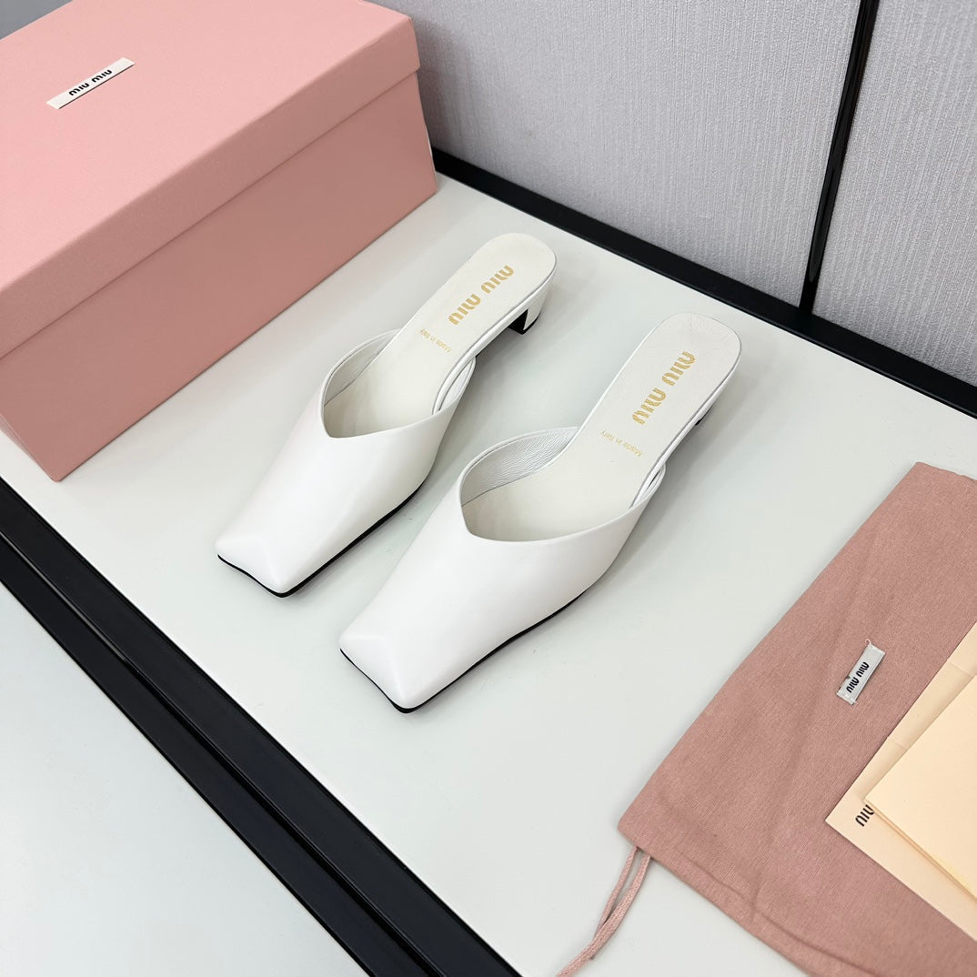 SQUARE TOE MULES WHITE SHEEPSKIN