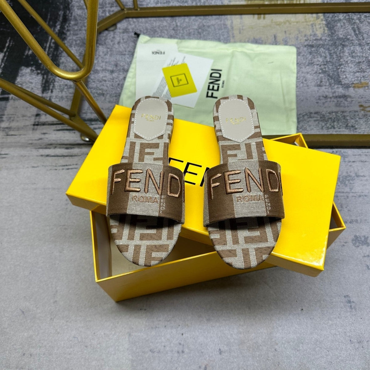 FF 5 Brown Grey Canvas Slide