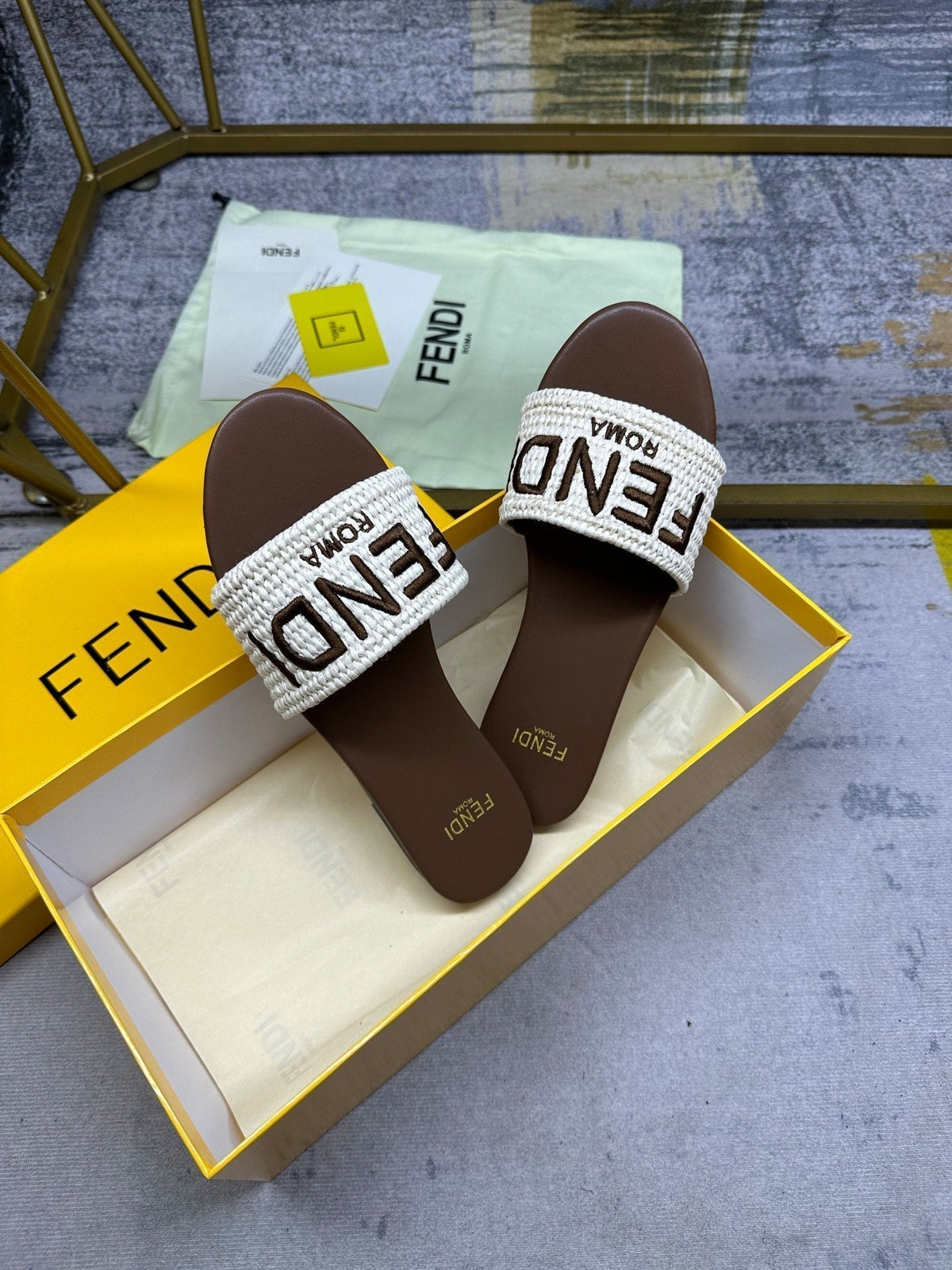 FF Signature 10 White Brown Cotton Fibre Slide
