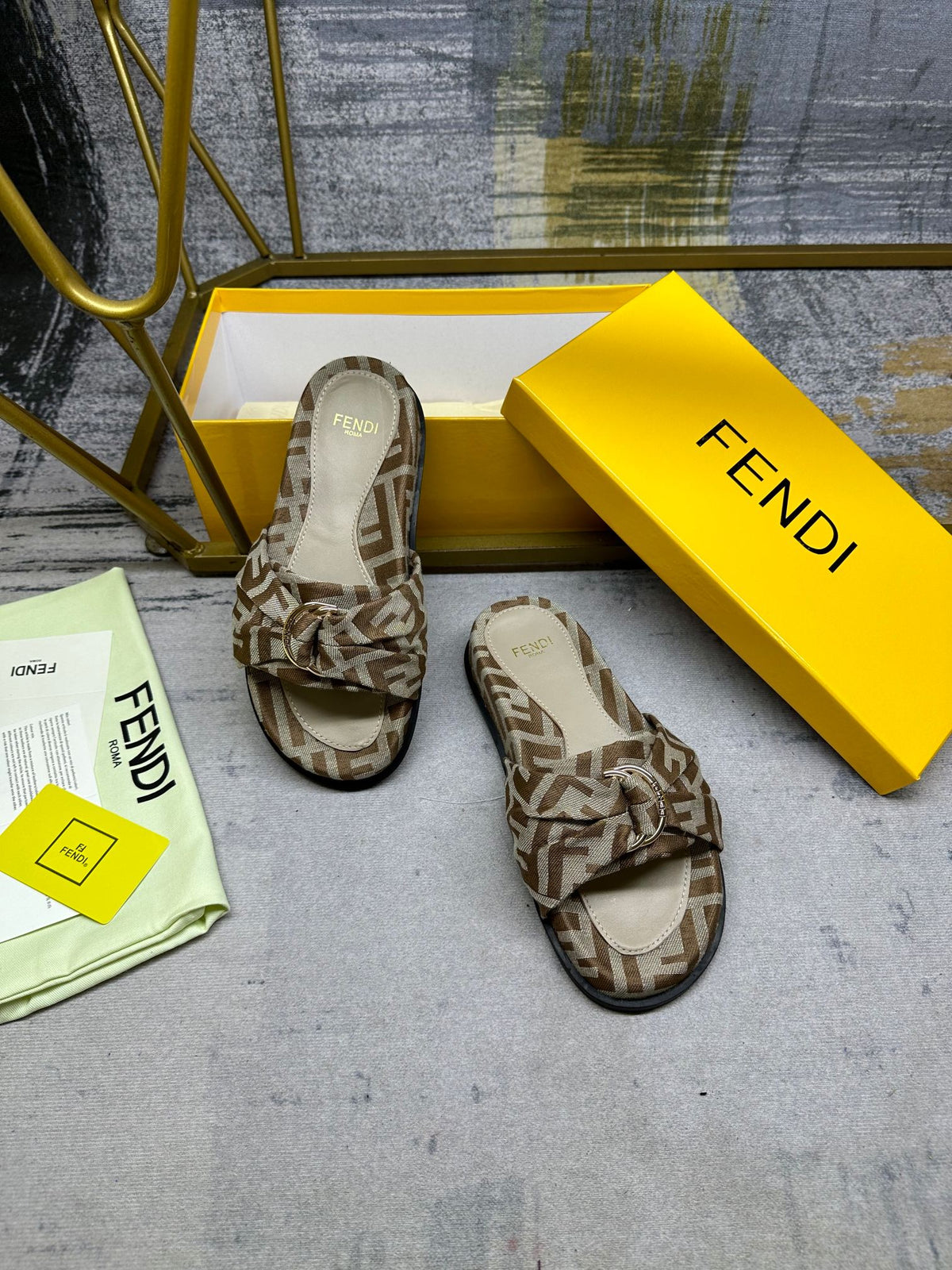 FF Feel 10 Brown Beige FF jacquard Slide