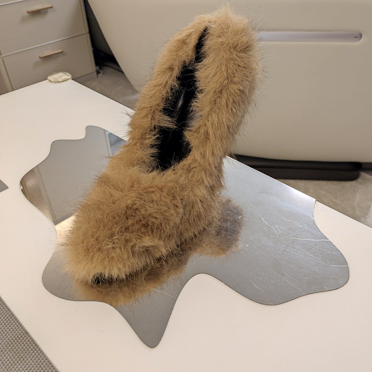 FURRY PUMPS 90MM IN BROWN FOX FUR