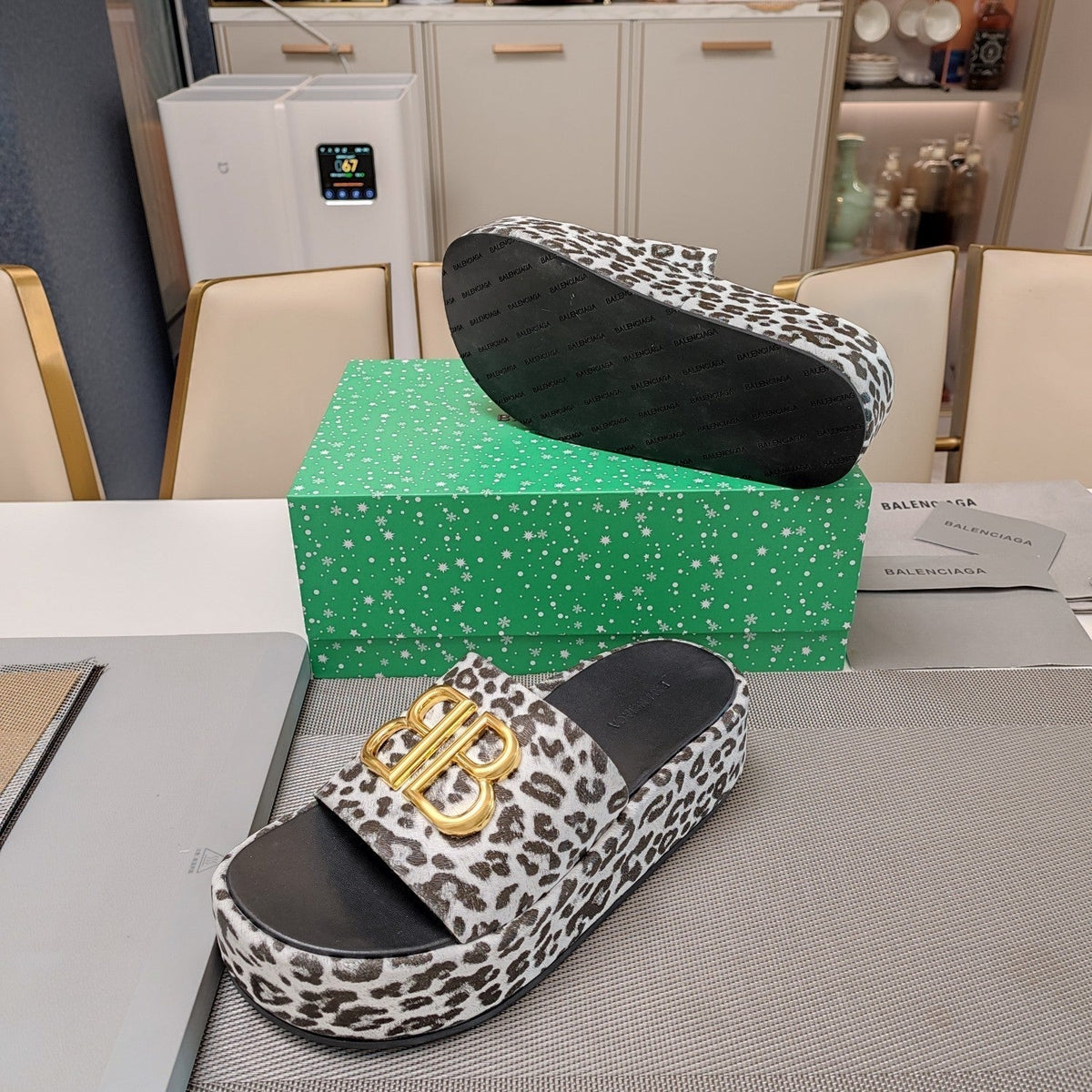 RISE SANDAL THICK-SOLED IN WHITE LEOPARD PRINT CALFSKIN