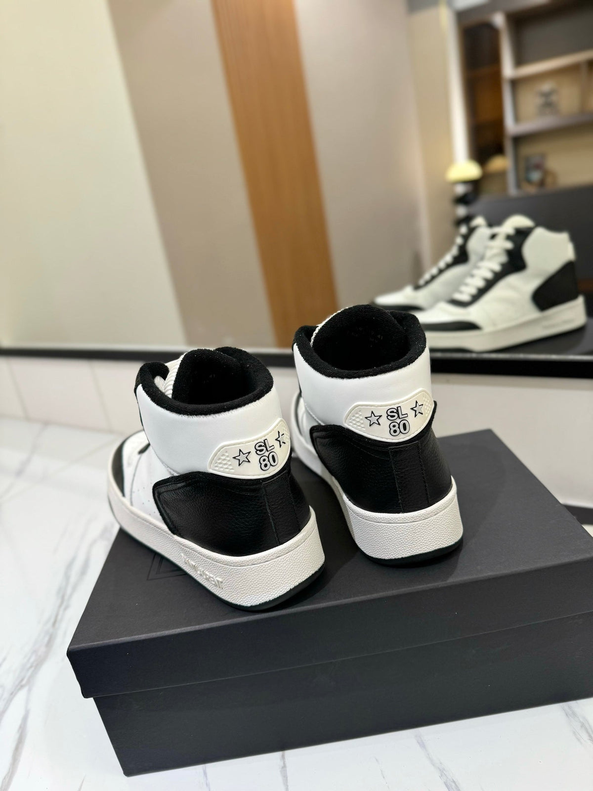 MID-TOP SNEAKERS IN WHITE MIX BLACK PERFORATED LAMBSKIN