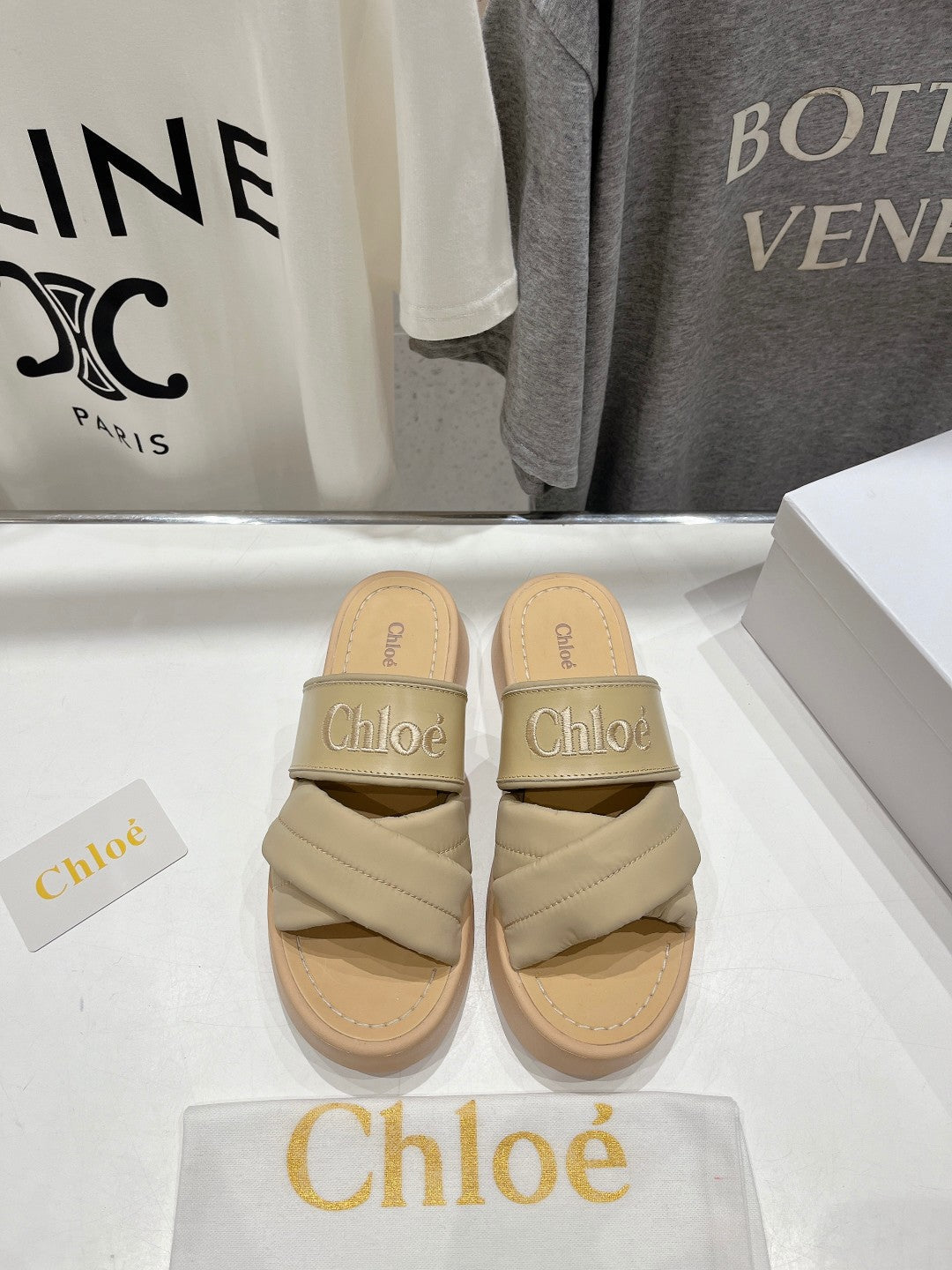 CHLOÉ MILA PLATFORM 5 CM IN OYSTER GREY NYLON WITH EMBROIDERED LOGO