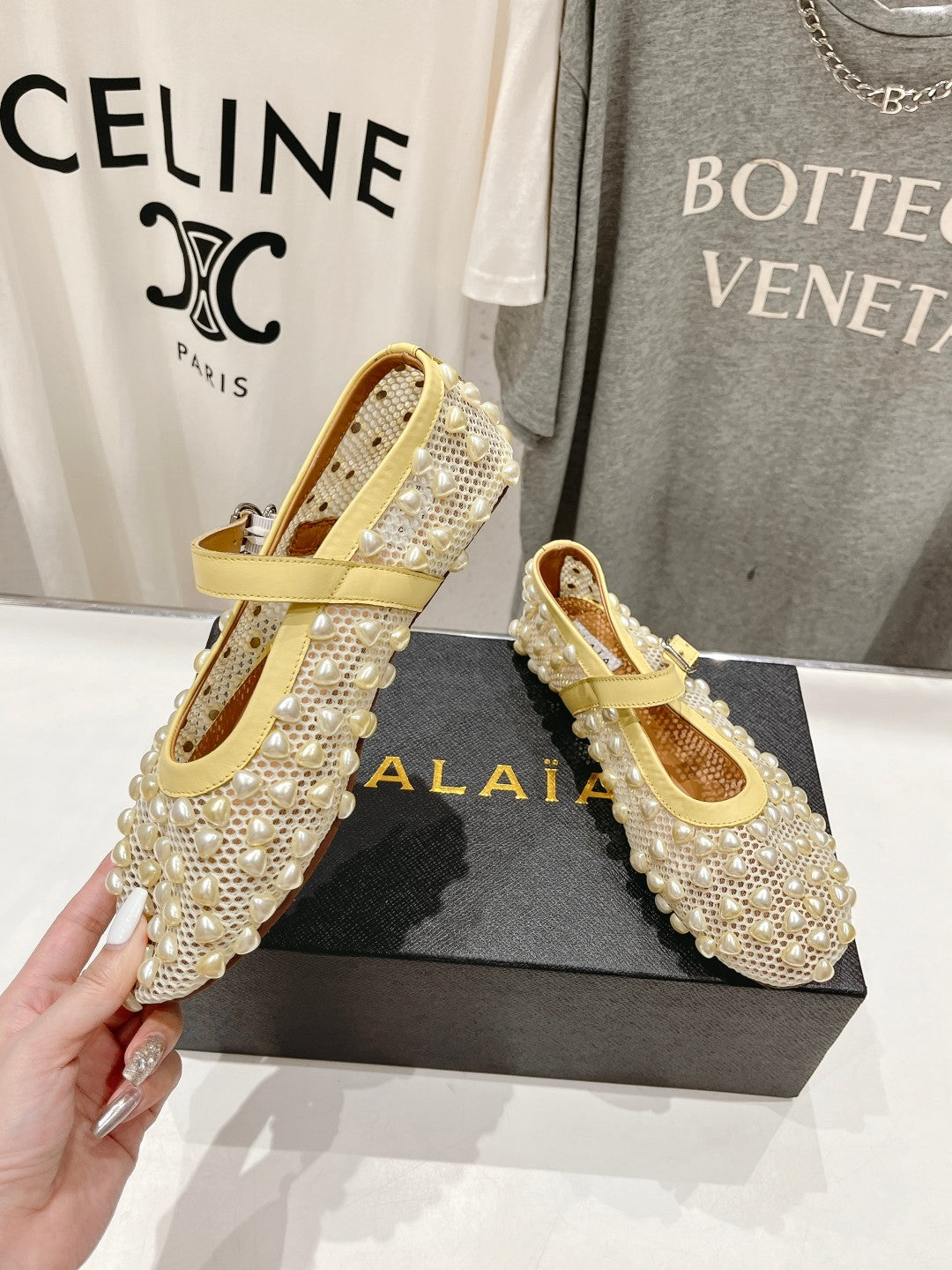 ALAIA PEARL MARY JANE SHOES IN LIGHT YELLOW MESH AND CALFSKIN