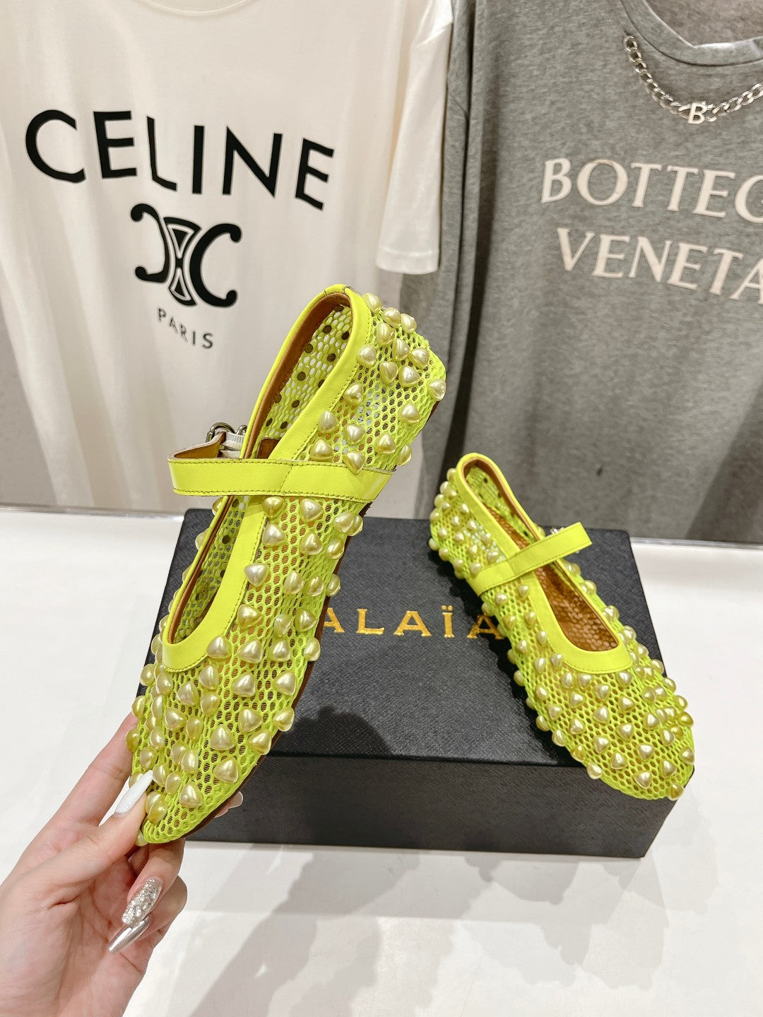 ALAIA PEARL MARY JANE SHOES IN NEON YELLOW MESH AND CALFSKIN