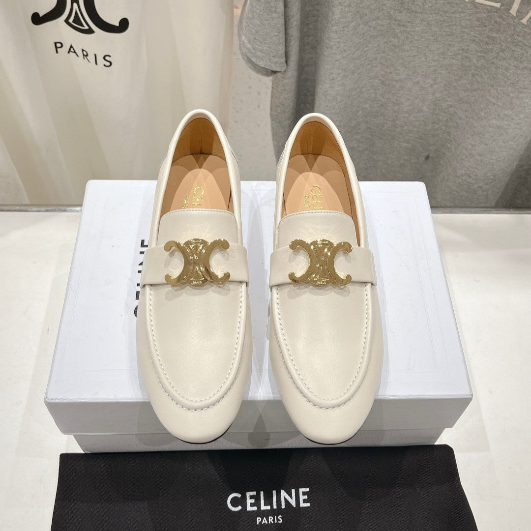 TRIOMPHE LOAFER IN WHITE SMOOTH CALFSKIN GOLD HARDWARE
