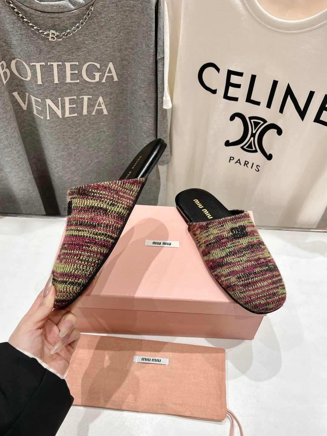 KNITTED MULES IN COLORFUL WOOL
