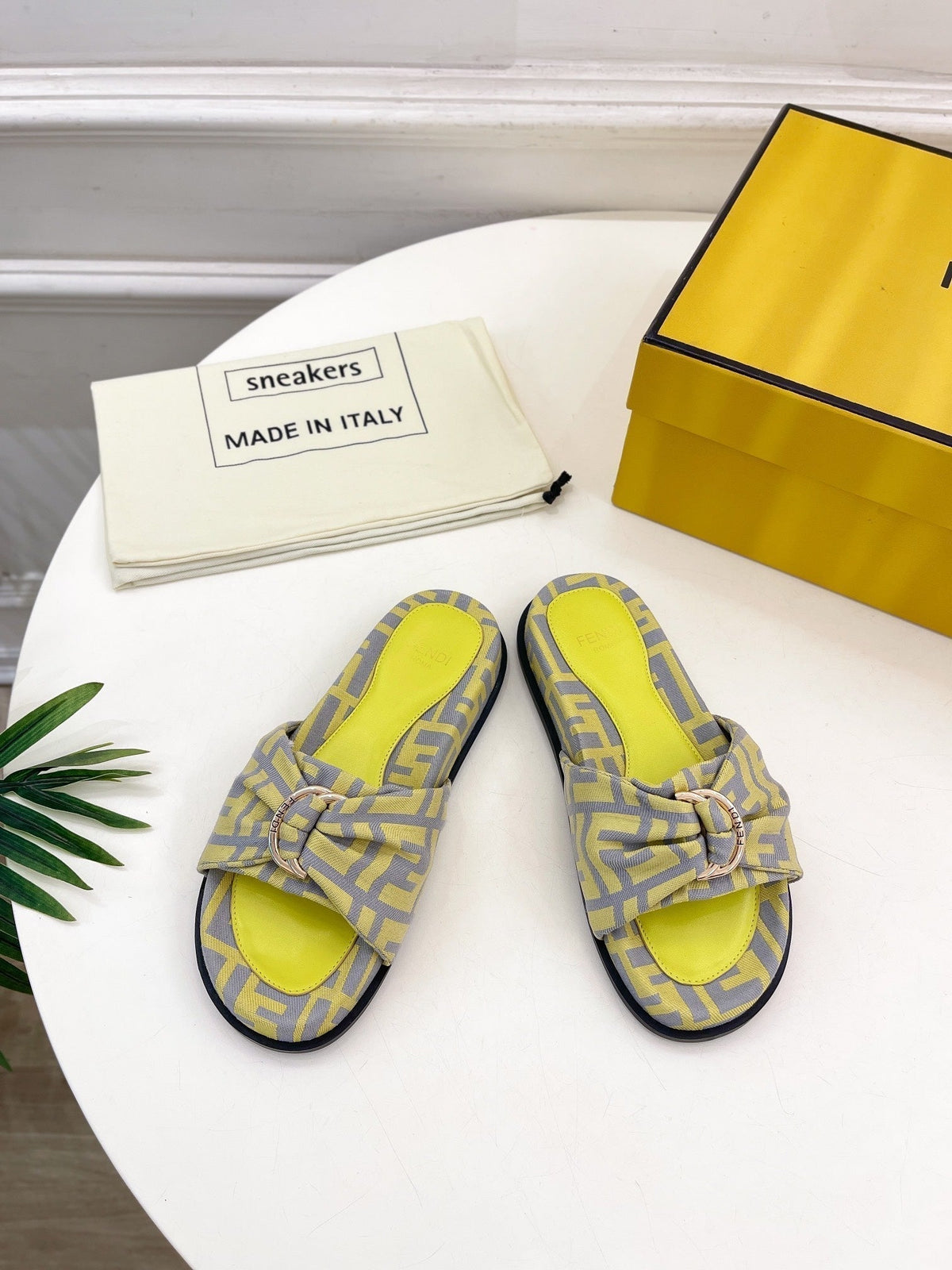 FENDI FLAT SLIPPER IN YELLOW MIX GREY MONOGRAM JACQUARD FABRIC WITH GOLD HARDWARE