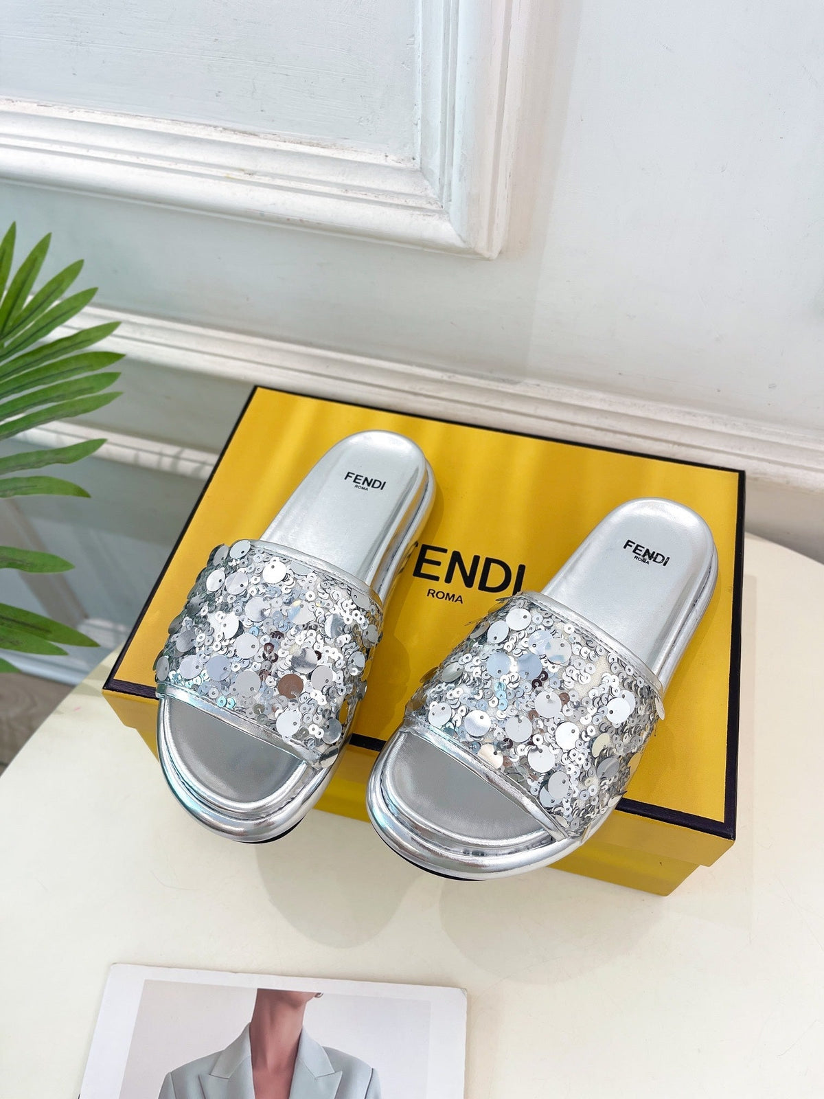 FENDI THICK SOLE 3 CM SEQUIN SLIPPER SILVER