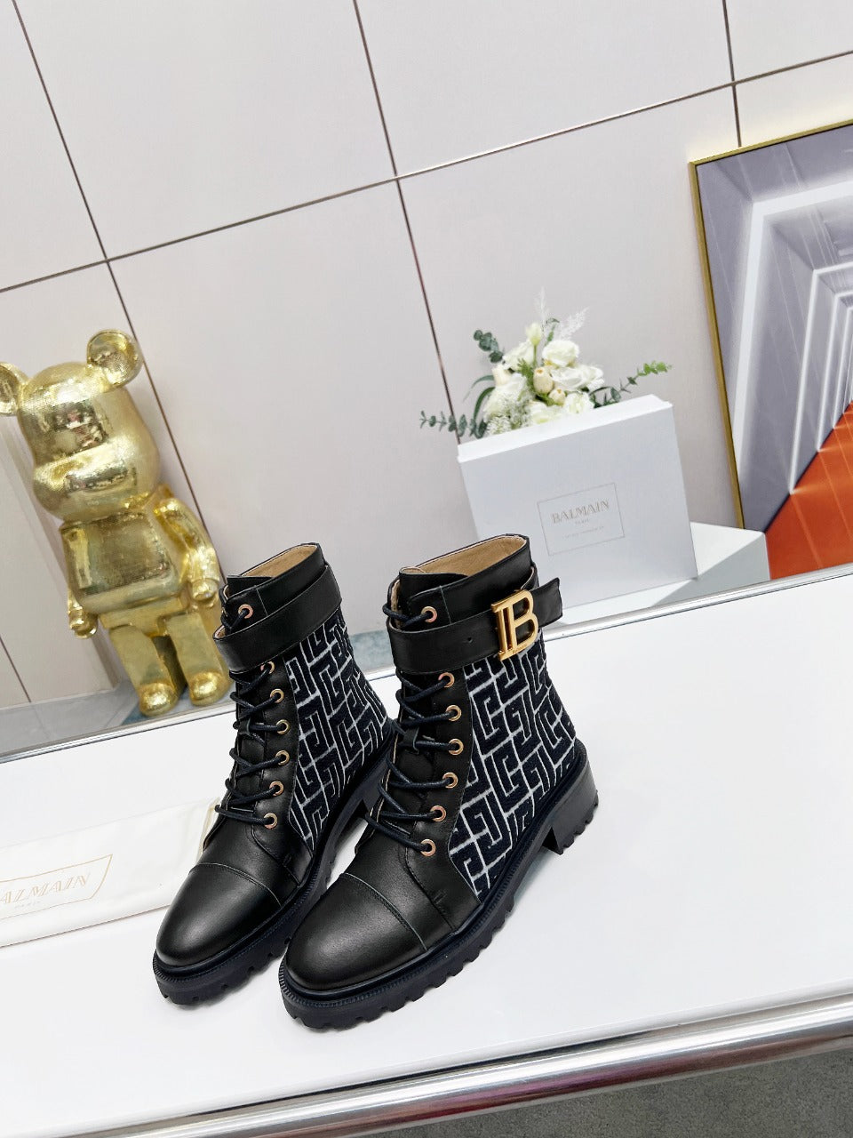 BALMAIN 26S BOOTS IN BLACK CALFSKIN AND WOOL